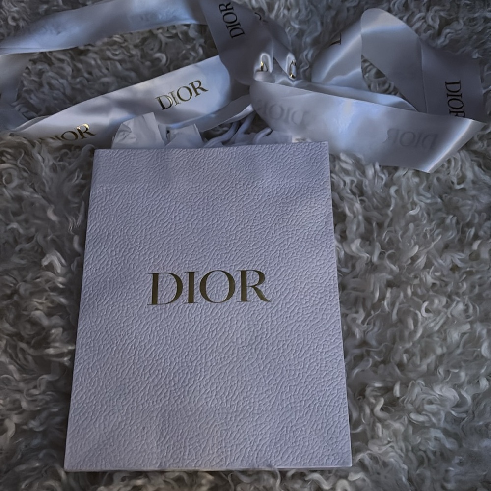 🌟💛 Dior Shopping Bag small + Super Large Ribbon - Picture 4 of 5